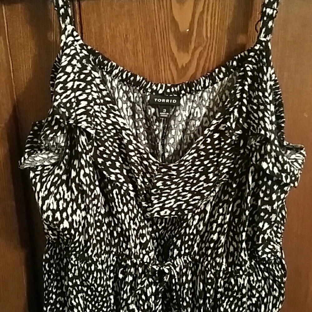 Torrid Black/Cream Print Dress